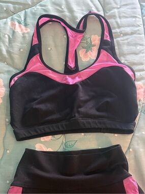 Bombshell sportswear bra OG rare Large